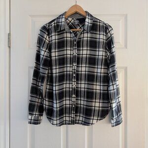 aerie plaid flannel shirt black white size XS